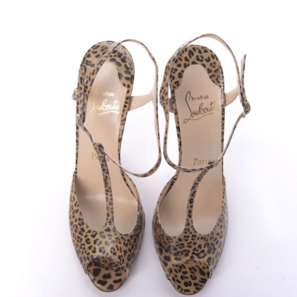 EUC Christian Louboutin Leopard Print Patent Leather T-Strap Peep Toe Heels